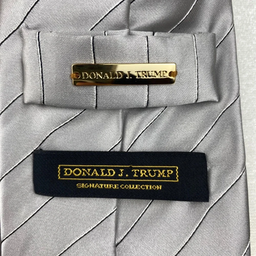 Donald J. Trump Signature Collection Silver Grey Striped 100% Silk Necktie